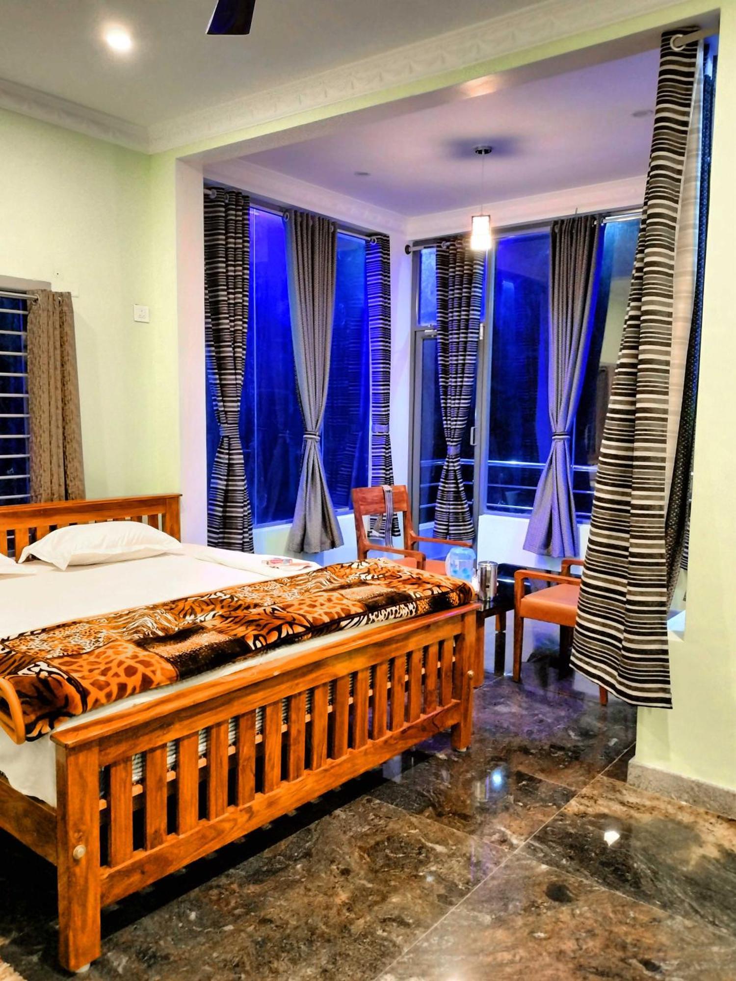 Yelagiri Goldhill Resort Exteriör bild