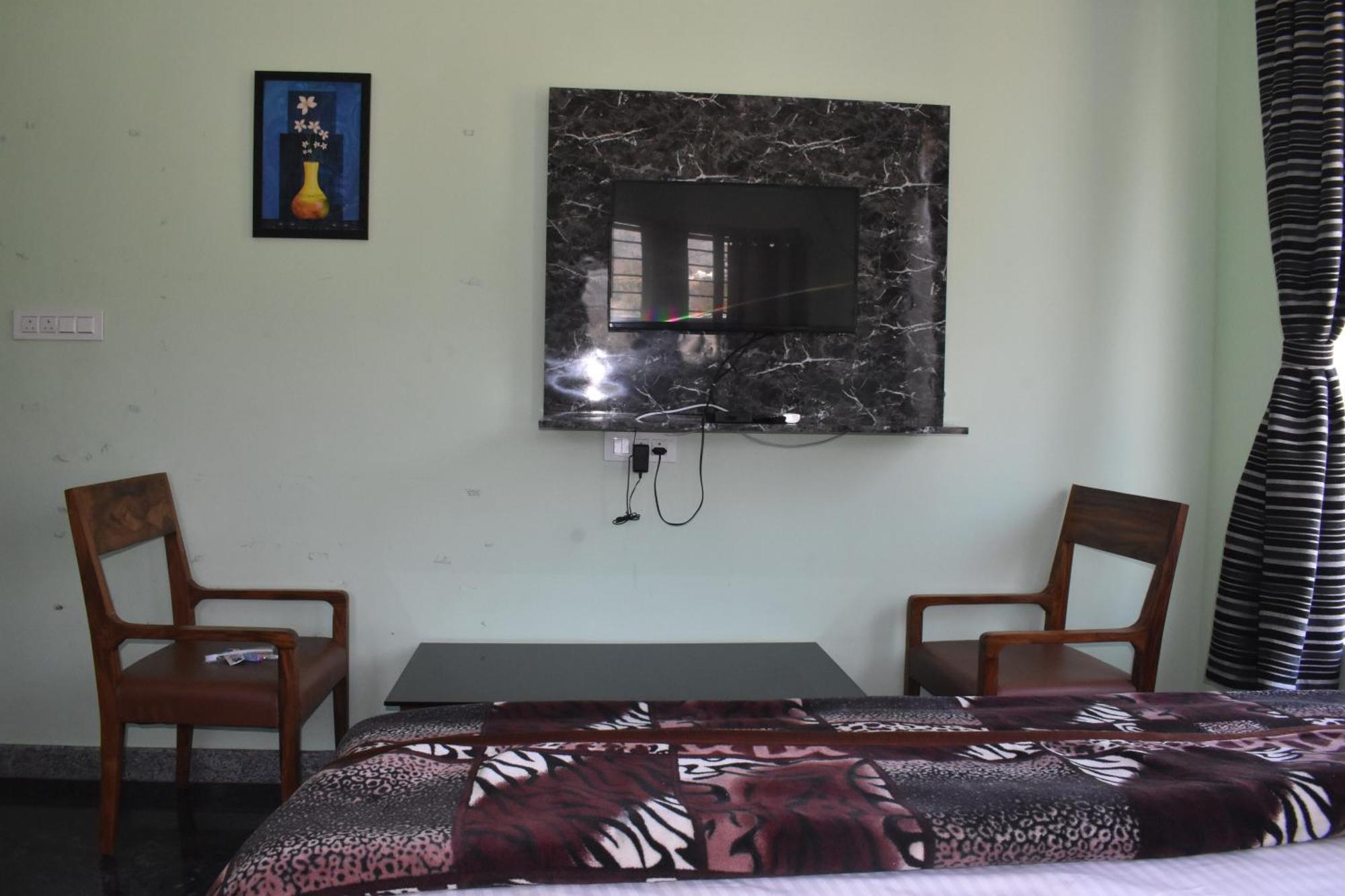 Yelagiri Goldhill Resort Exteriör bild