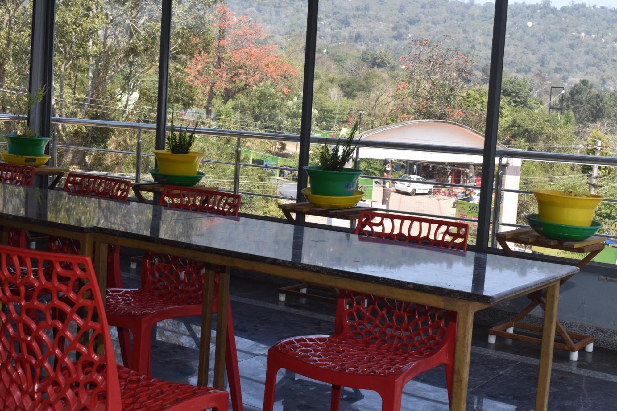 Yelagiri Goldhill Resort Exteriör bild